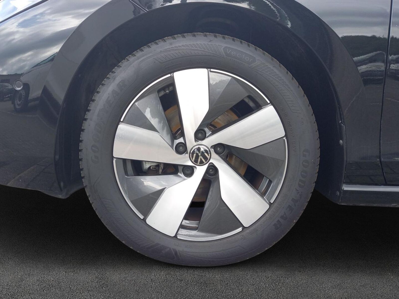 Volkswagen Passat – Bild 7