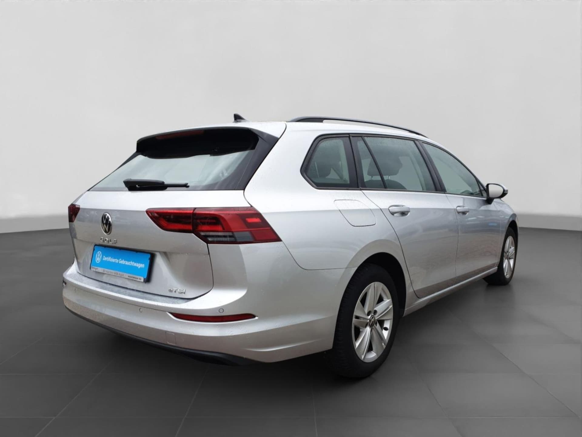 Volkswagen Golf Variant Life