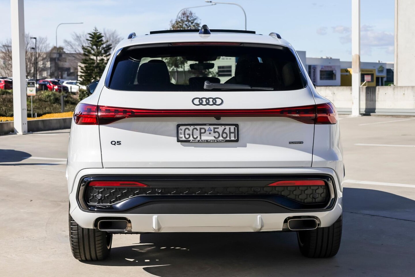 Image about Audi Q5 SUV e-hybrid quattro S tronic