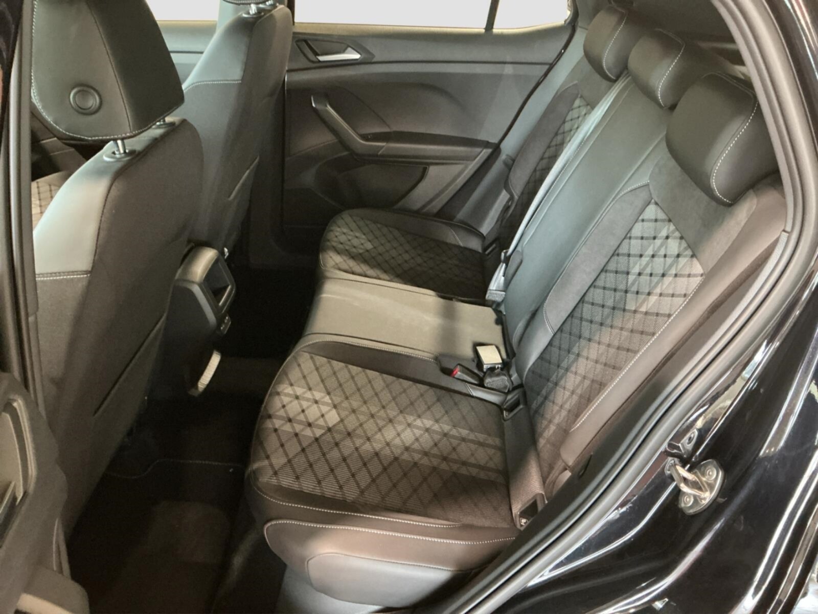 Volkswagen T-Cross – Bild 11