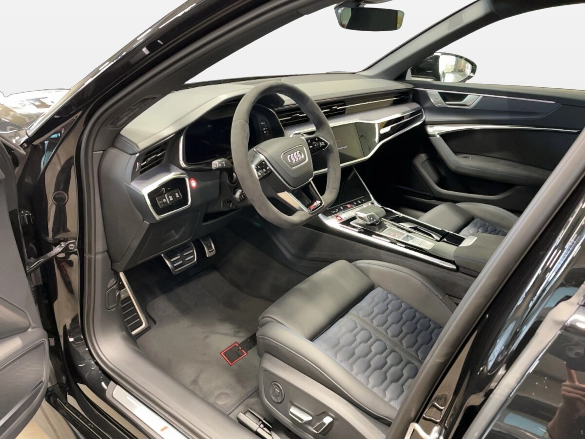 Image about Audi RS 6 Avant performance quattro tiptronic