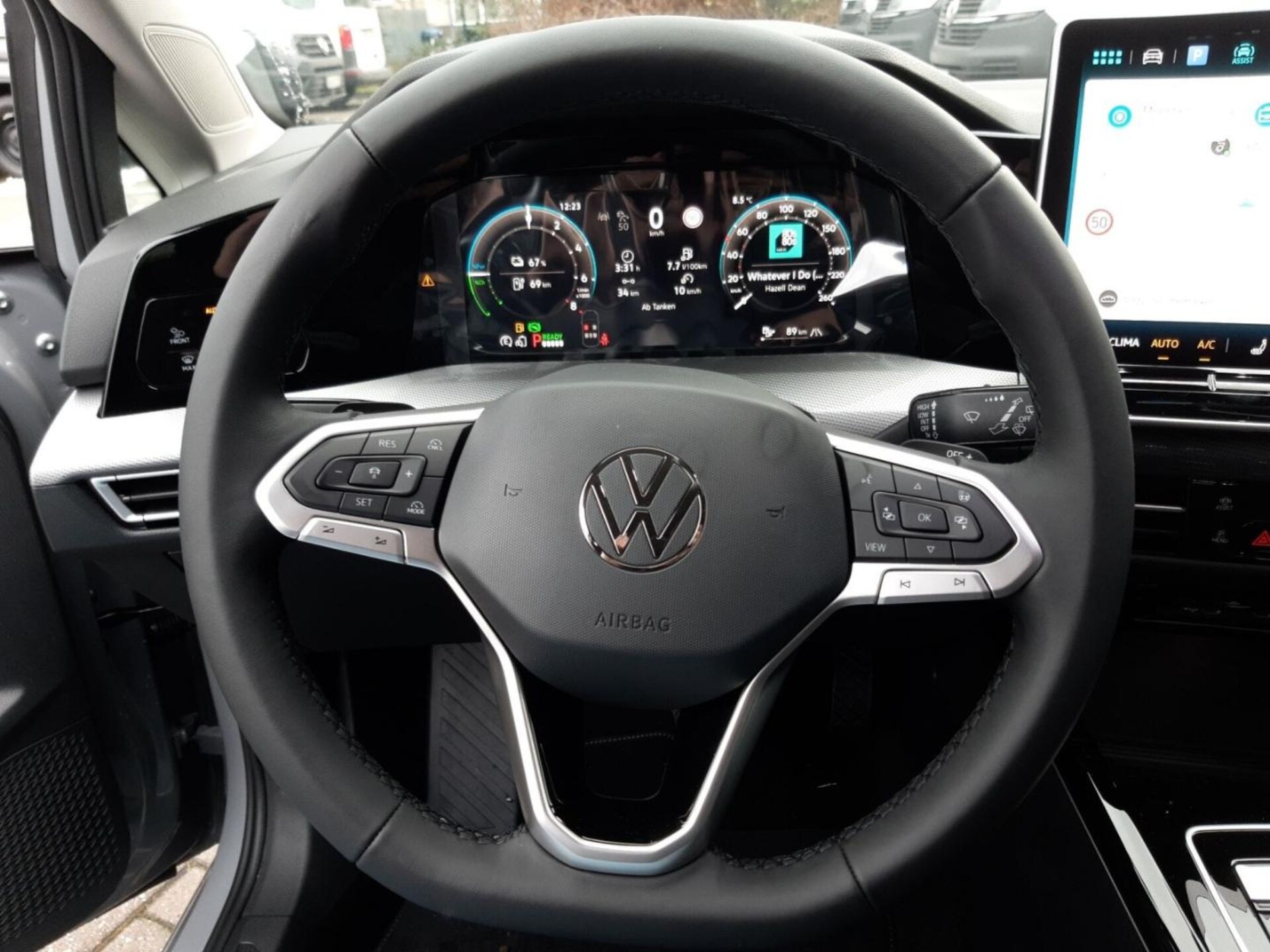 Volkswagen Golf Style