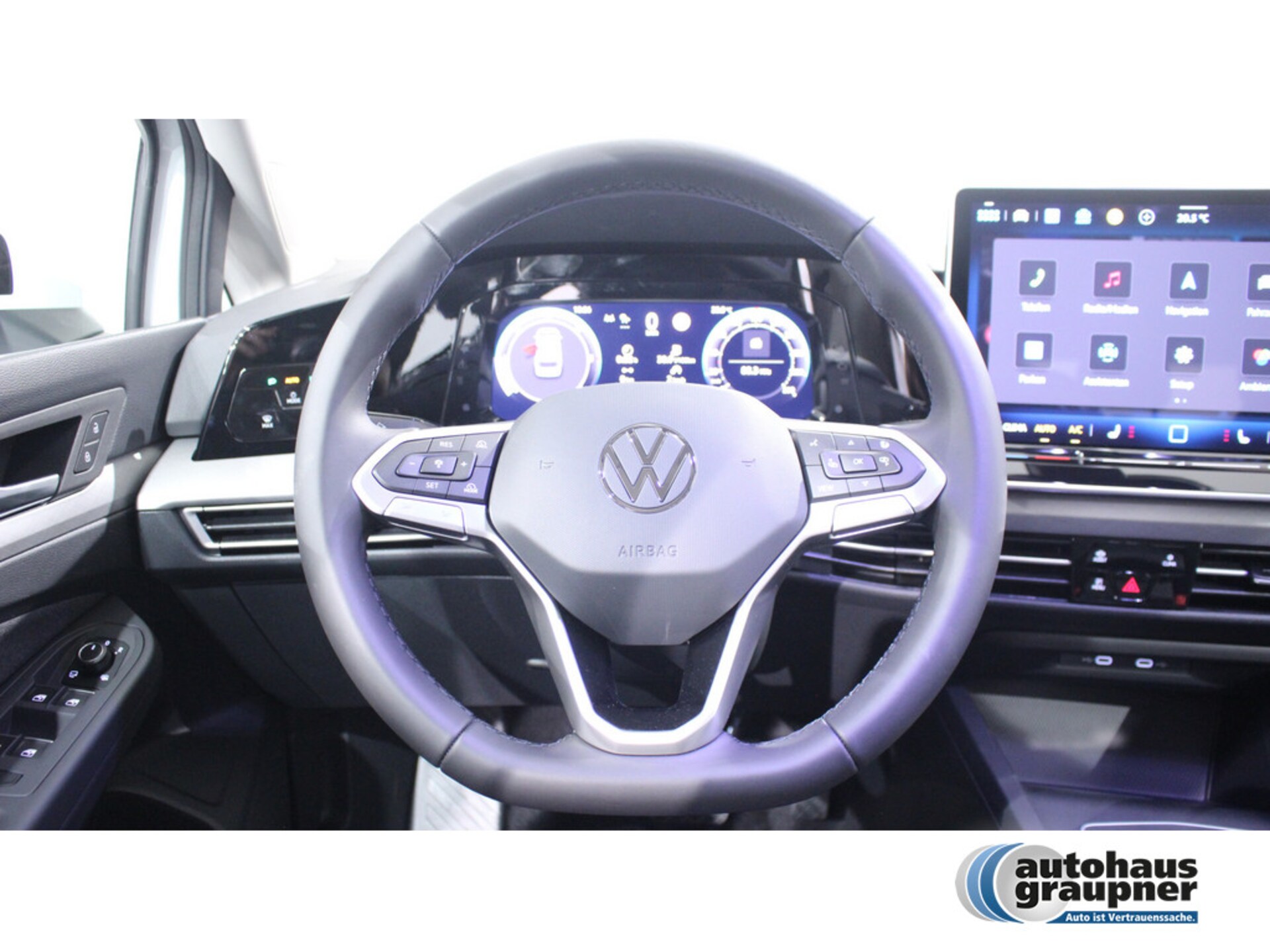 Volkswagen Golf Variant Life