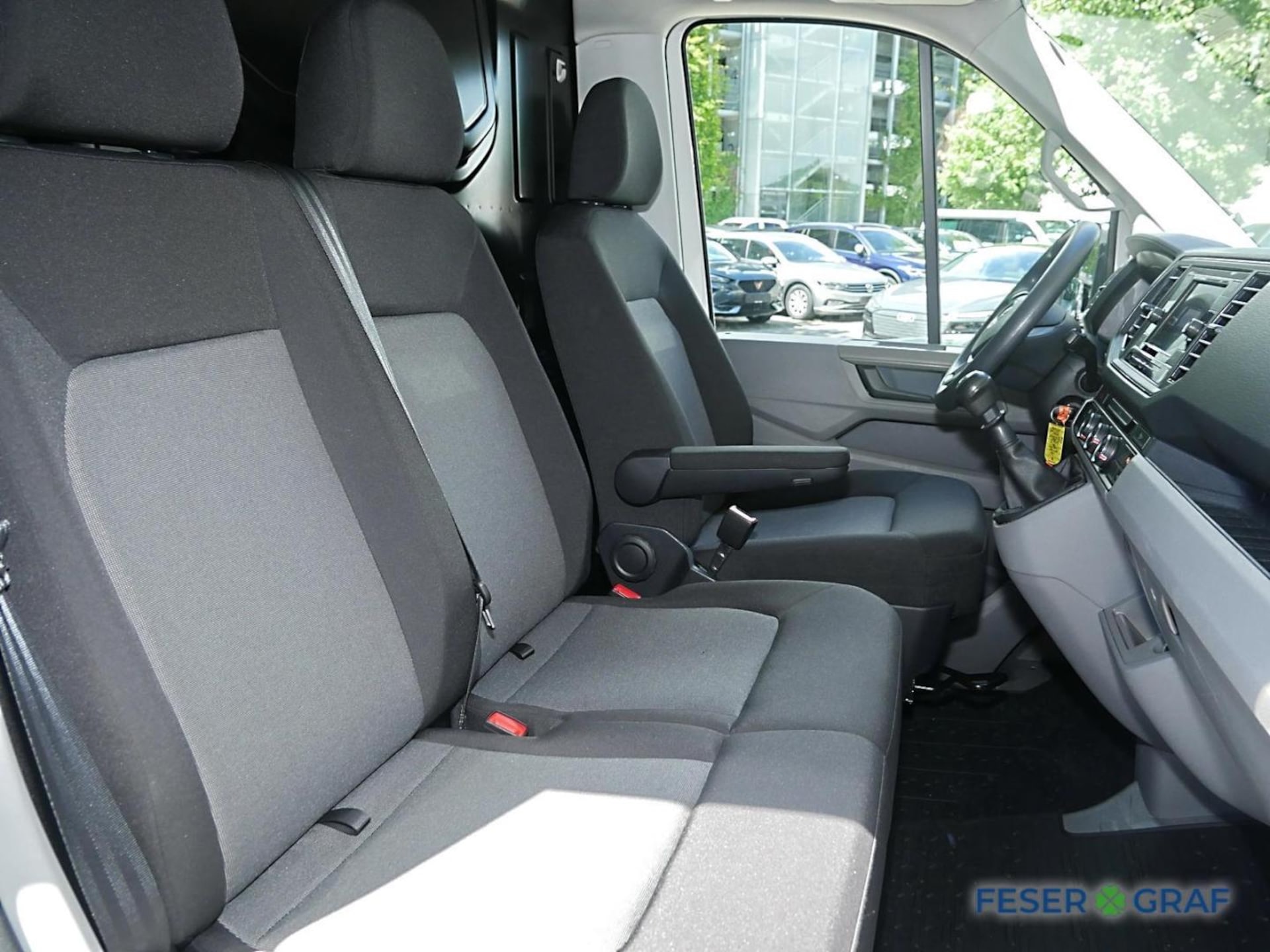 Volkswagen Crafter Kasten langer Radstand