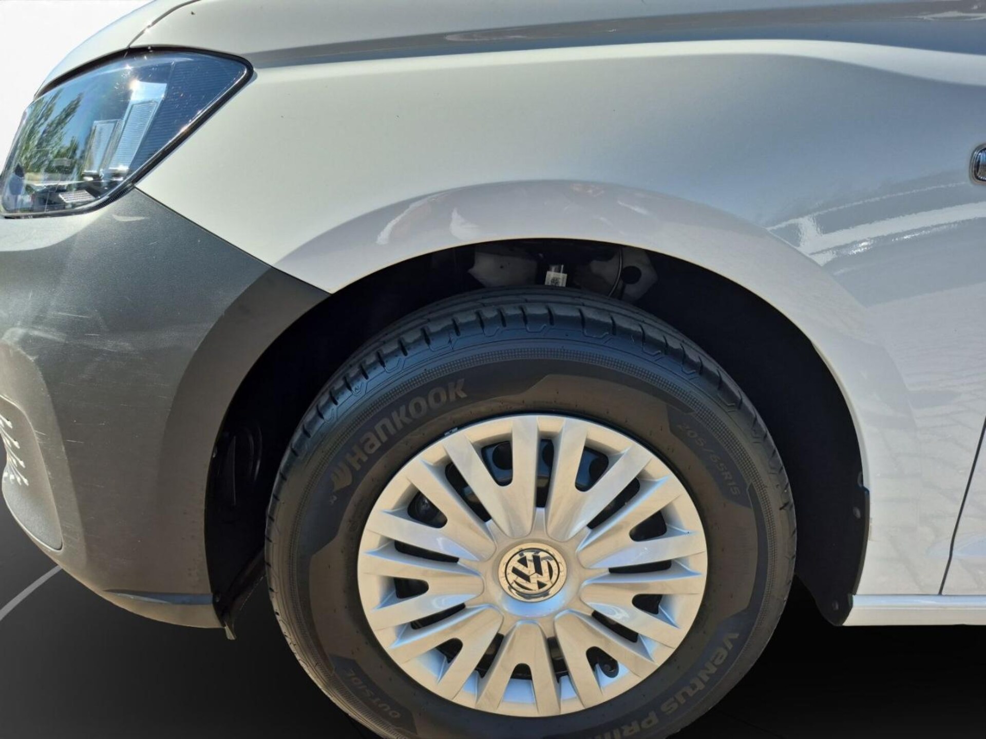Volkswagen Caddy Kombi Basis-Modell
