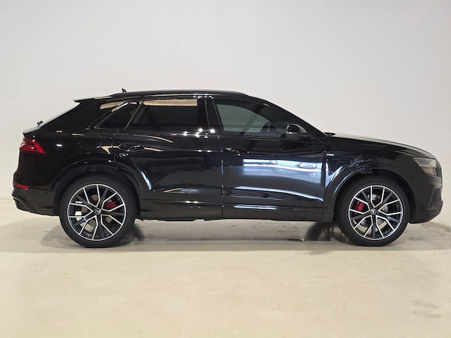 2023 Audi Q8