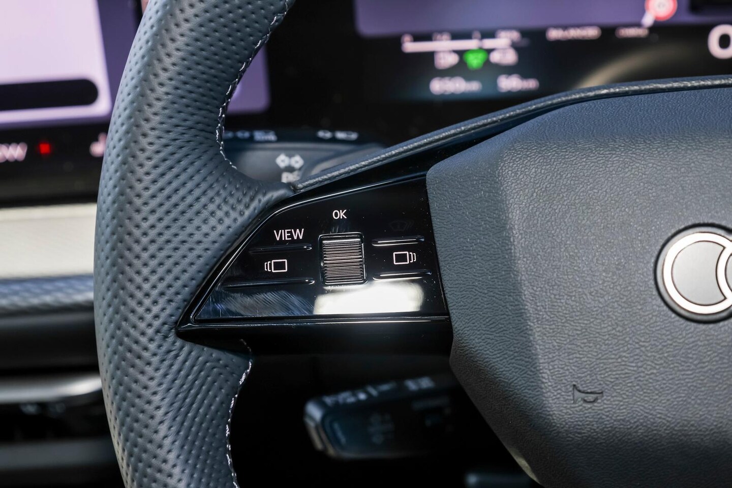 Image about Audi Q5 SUV e-hybrid quattro S tronic