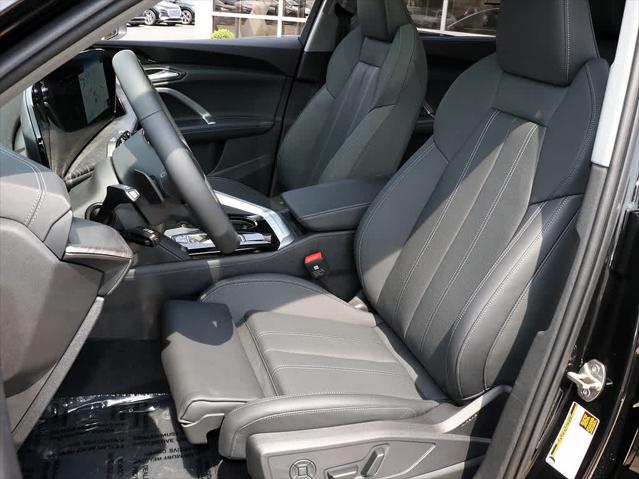 2025 AUDI Q5 - Image 11