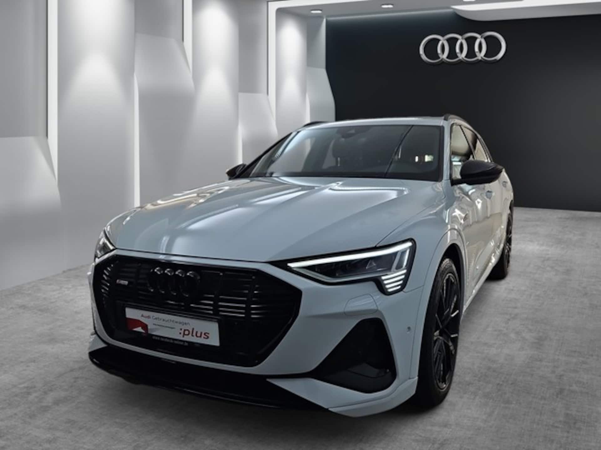 Audi e-tron S line
