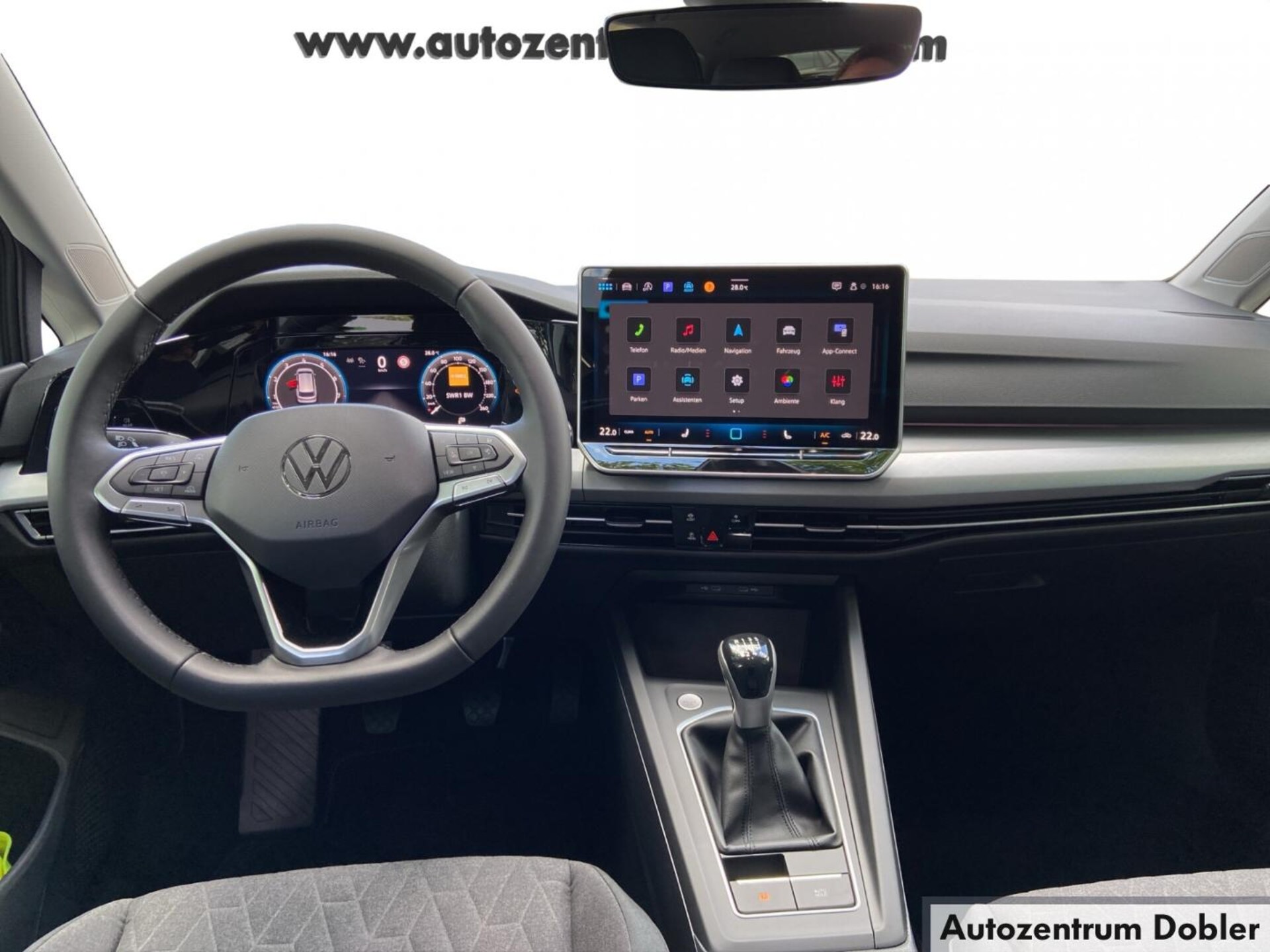 Volkswagen Golf Variant Life