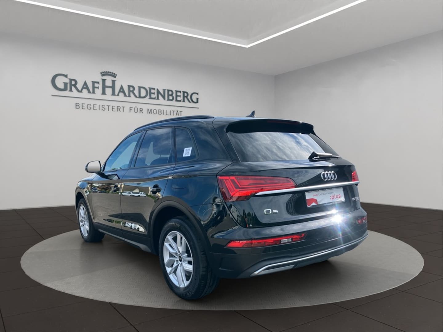 Bild über Audi Q5 TFSI e 50 TFSI e quattro S tronic - für weitere Informationen kontaktieren Sie den Audi Partner