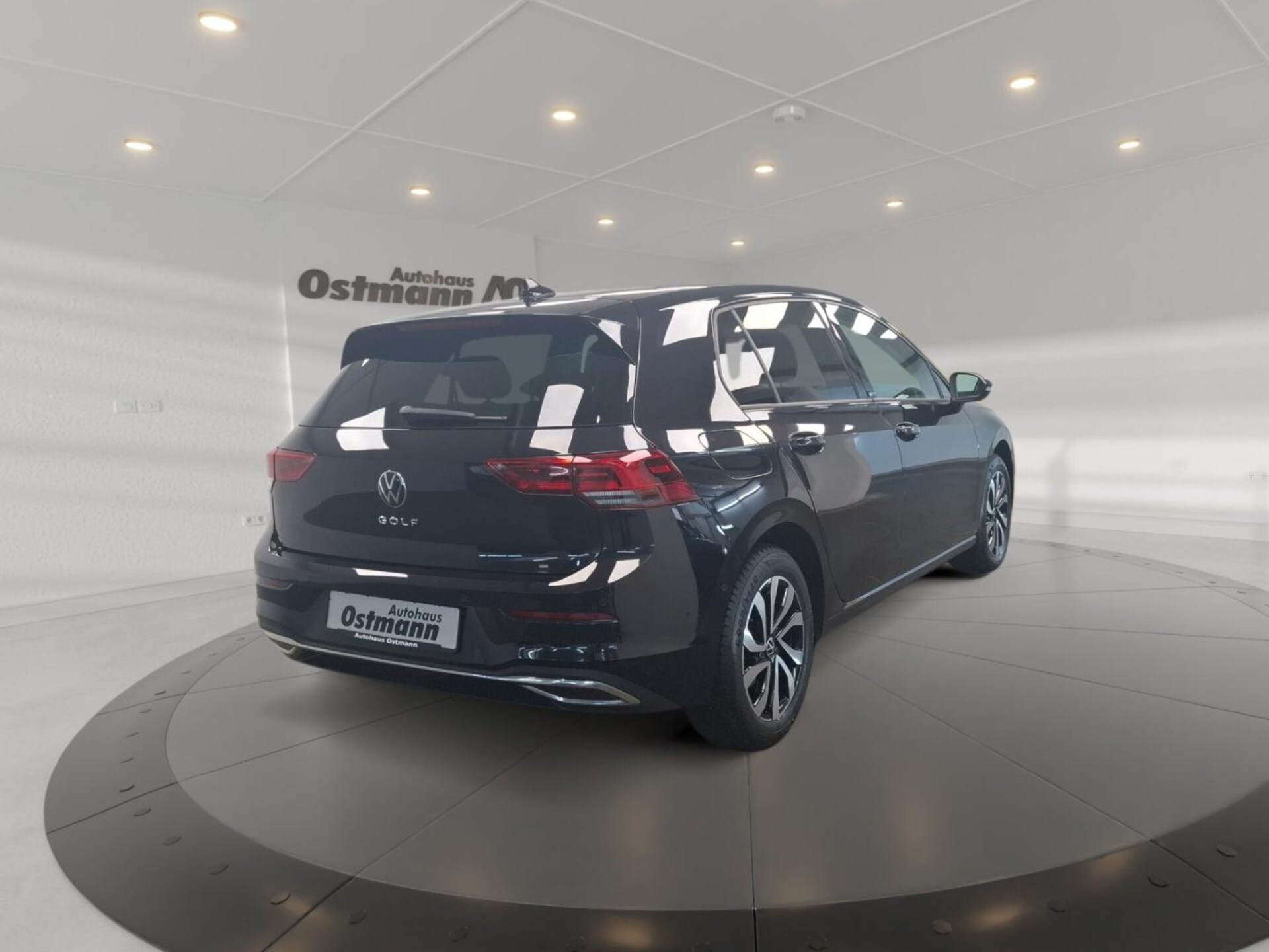 Volkswagen Golf Active