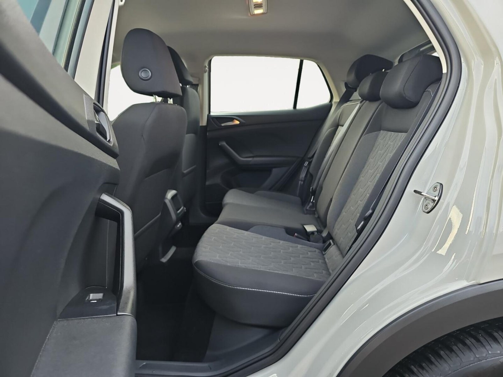 Volkswagen T-Cross – Bild 9