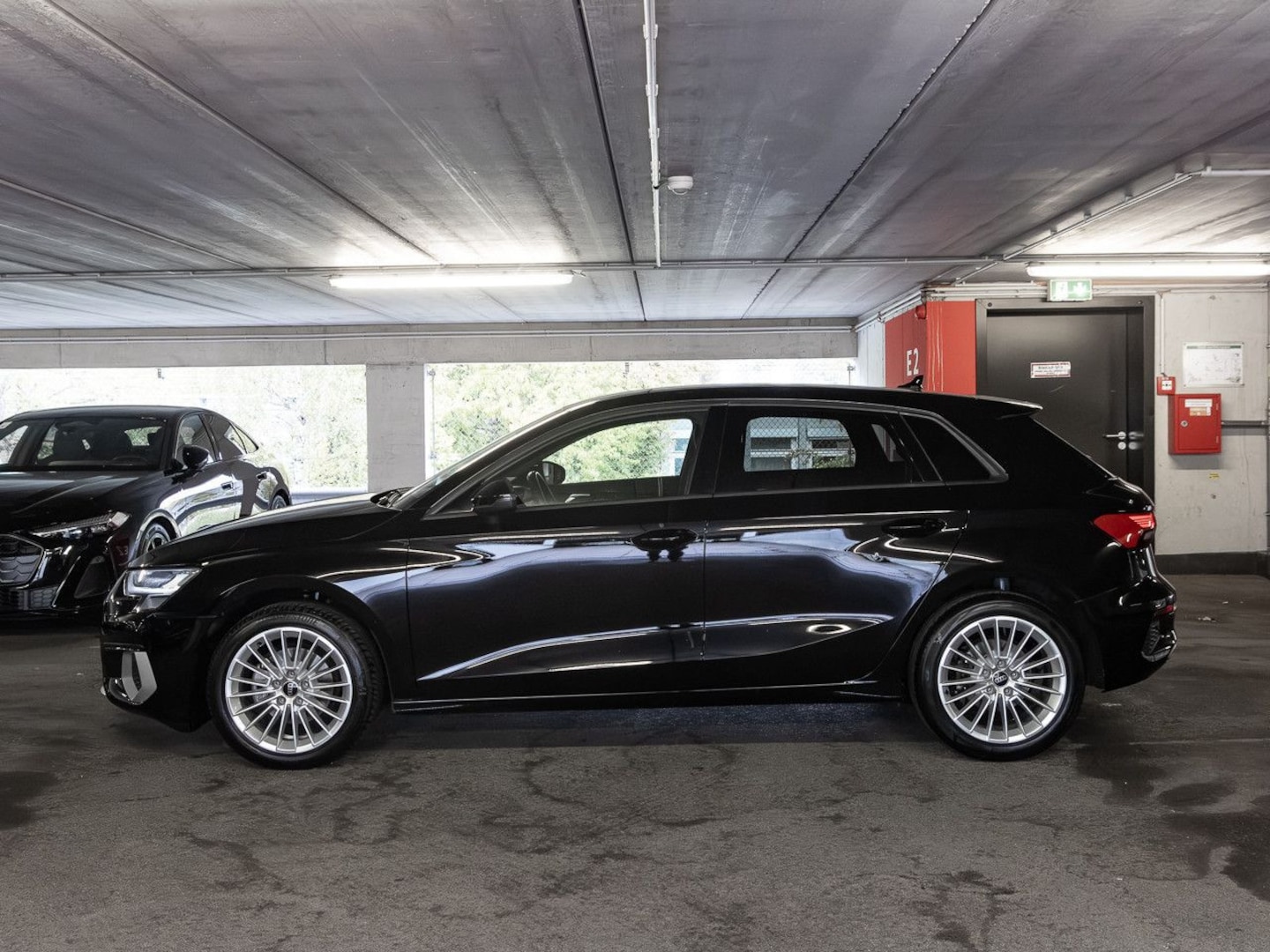 Bild über Audi A3 Sportback advanced 35 TFSI Schaltgetriebe - für weitere Informationen kontaktieren Sie den Audi Partner