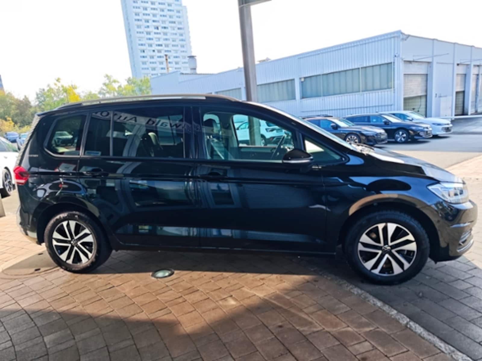 Volkswagen Touran – Bild 19