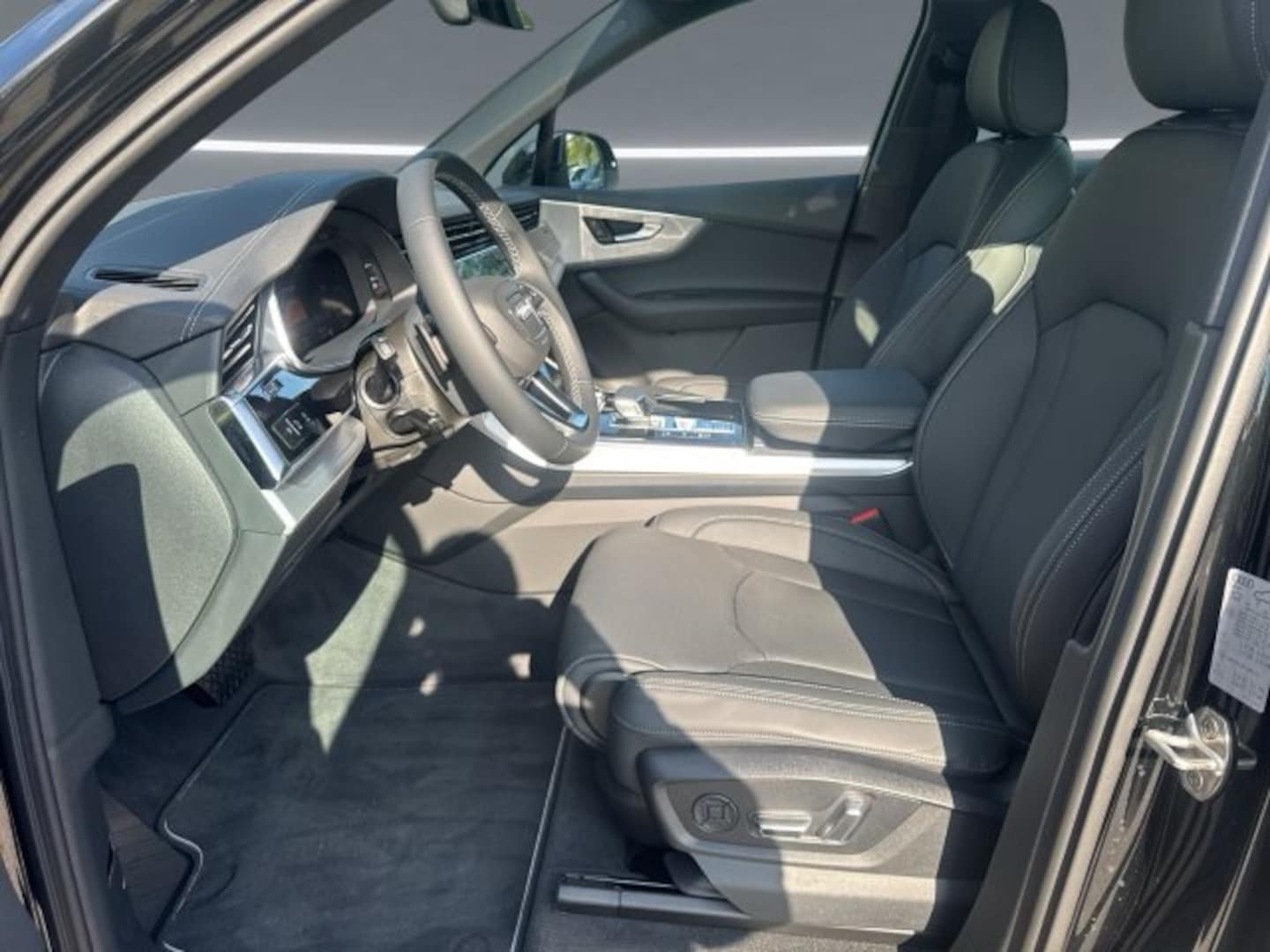 Bild über Audi Q7 SUV TFSI e TFSI e quattro 290 kW tiptronic - für weitere Informationen kontaktieren Sie den Audi Partner
