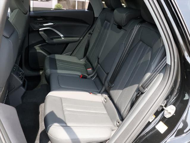 2025 AUDI Q5 - Image 13