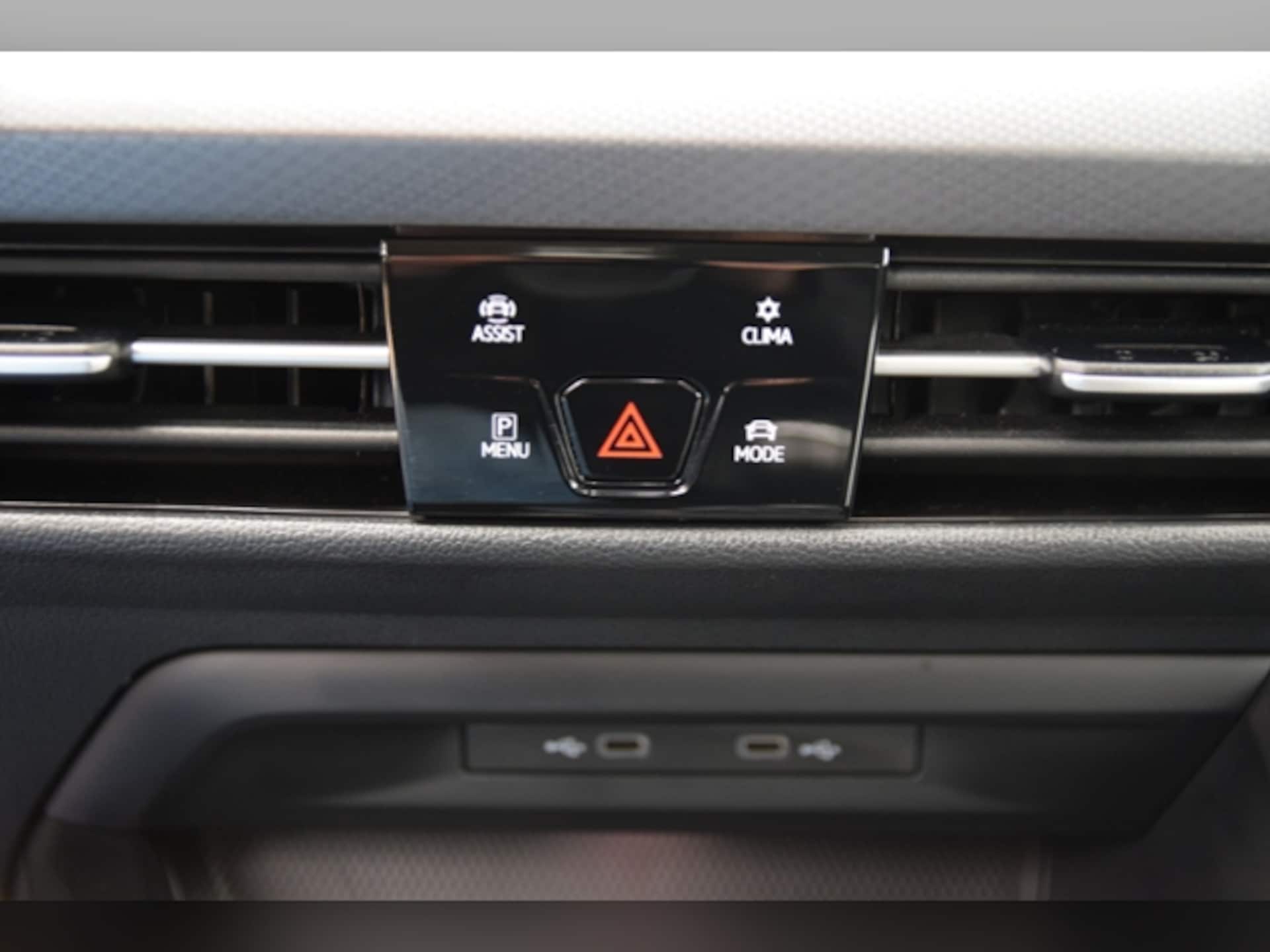 Volkswagen Golf Active