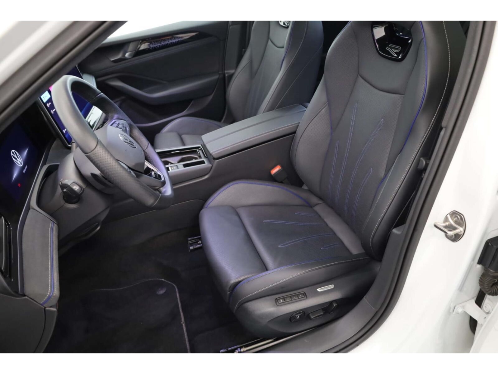 Volkswagen Passat – Bild 7