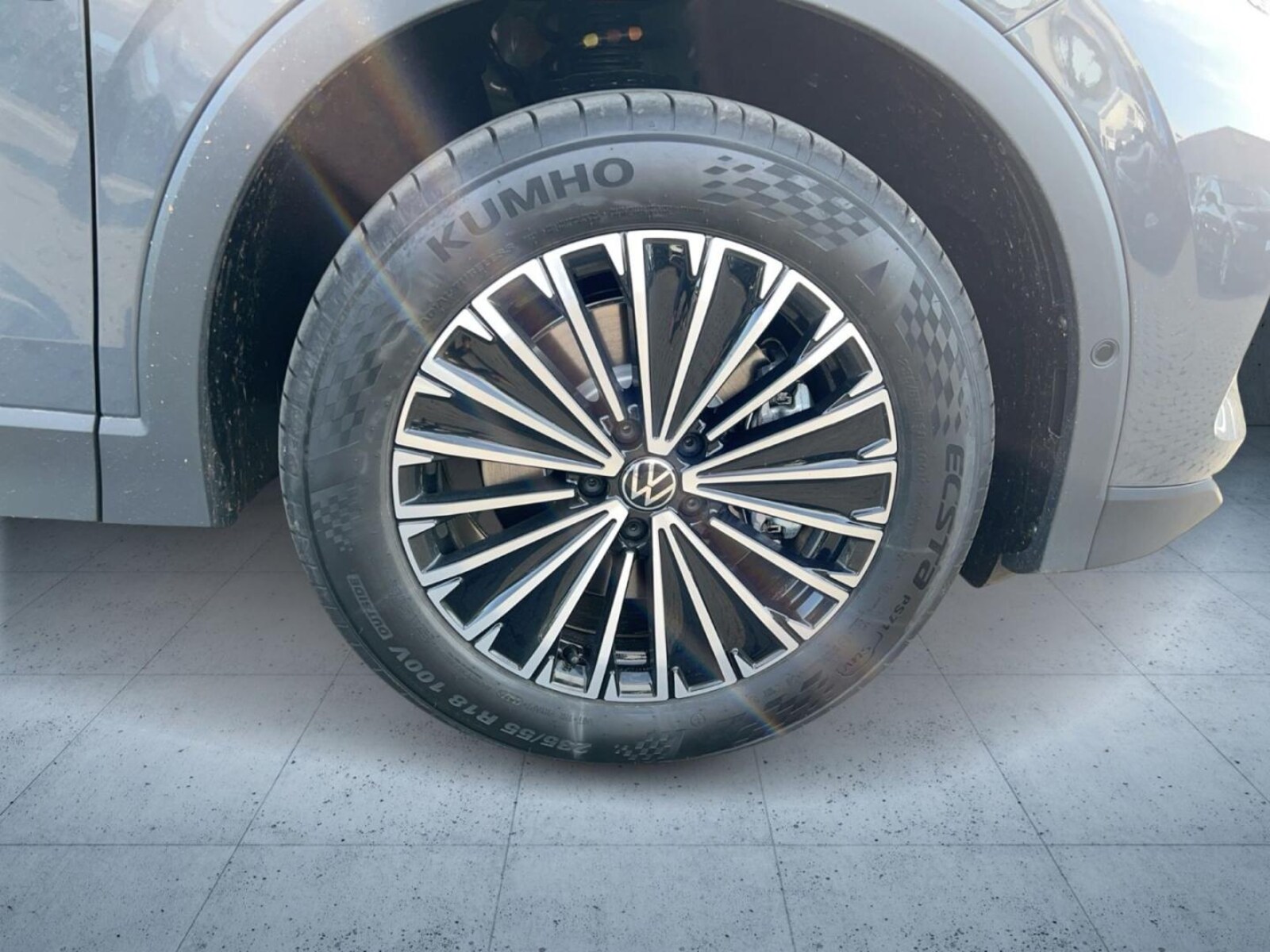 Volkswagen Tiguan – Bild 7