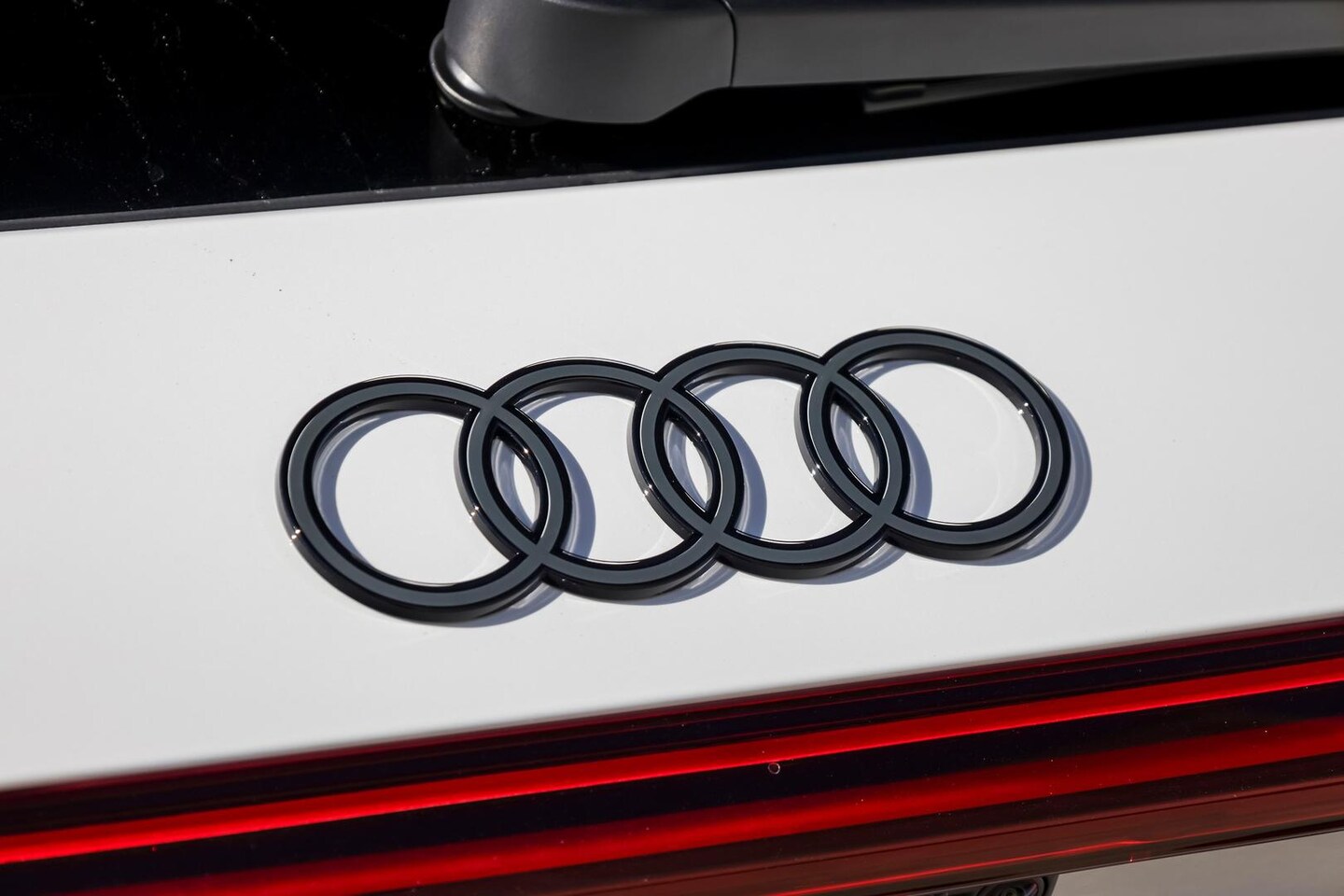 Image about Audi Q5 SUV e-hybrid quattro S tronic