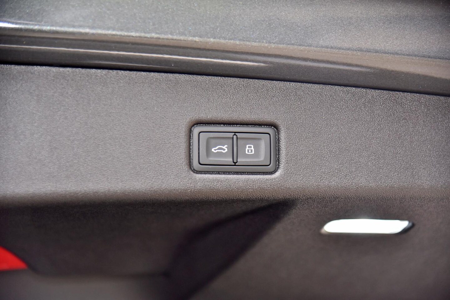 Image about Audi Q5 SUV e-hybrid quattro S tronic