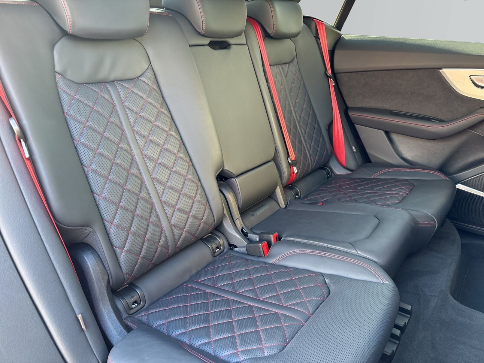 Audi SQ8 – Bild 9