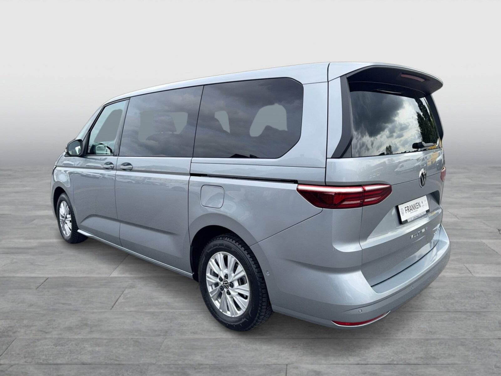 Volkswagen Multivan Langversion – Bild 4