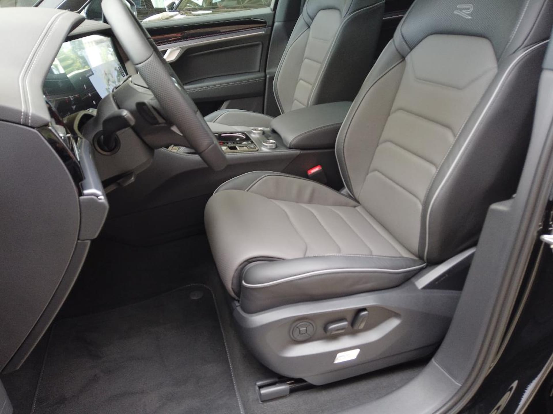 Volkswagen Touareg R-Line
