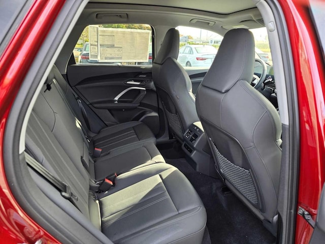 2025 Audi Q5 Premium Plus - Photo 13