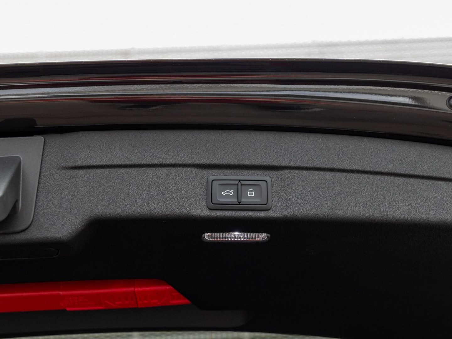 Bild über Audi A6 Avant edition one TDI quattro 150 kW S tronic - für weitere Informationen kontaktieren Sie den Audi Partner