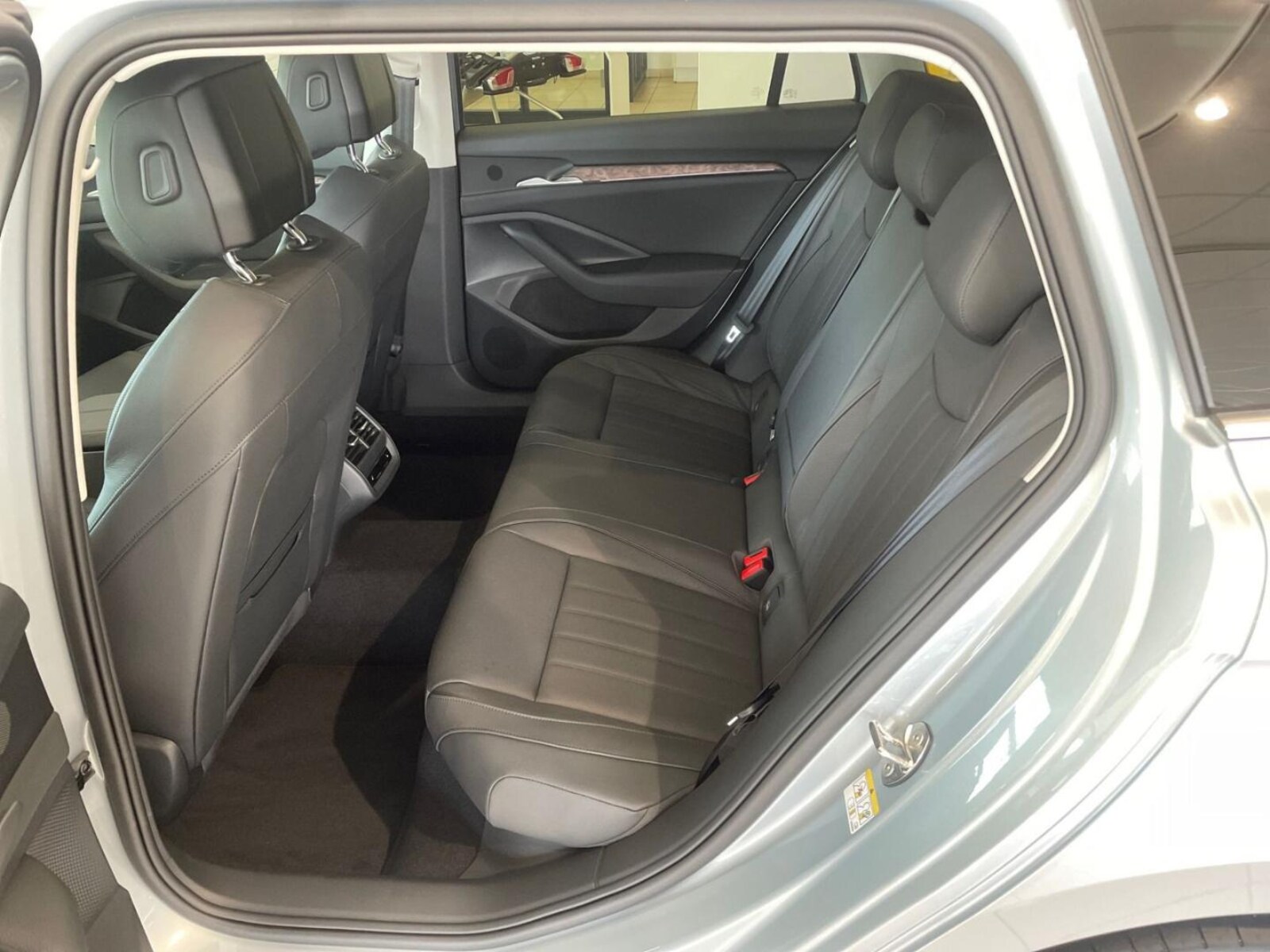 Škoda Superb Combi – Bild 12