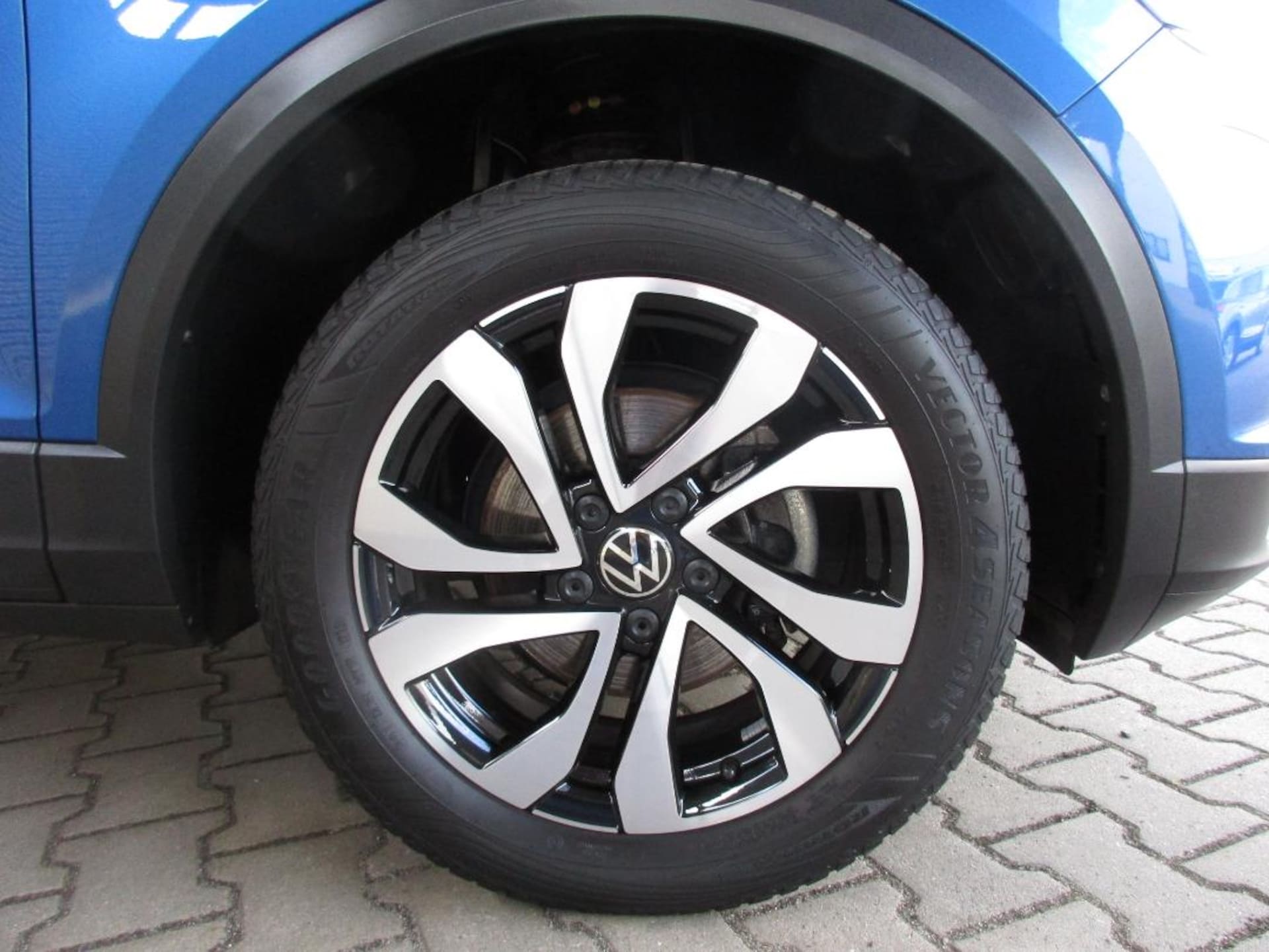 Volkswagen T-Roc Active