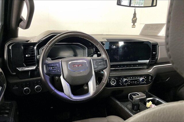 2023 GMC Sierra