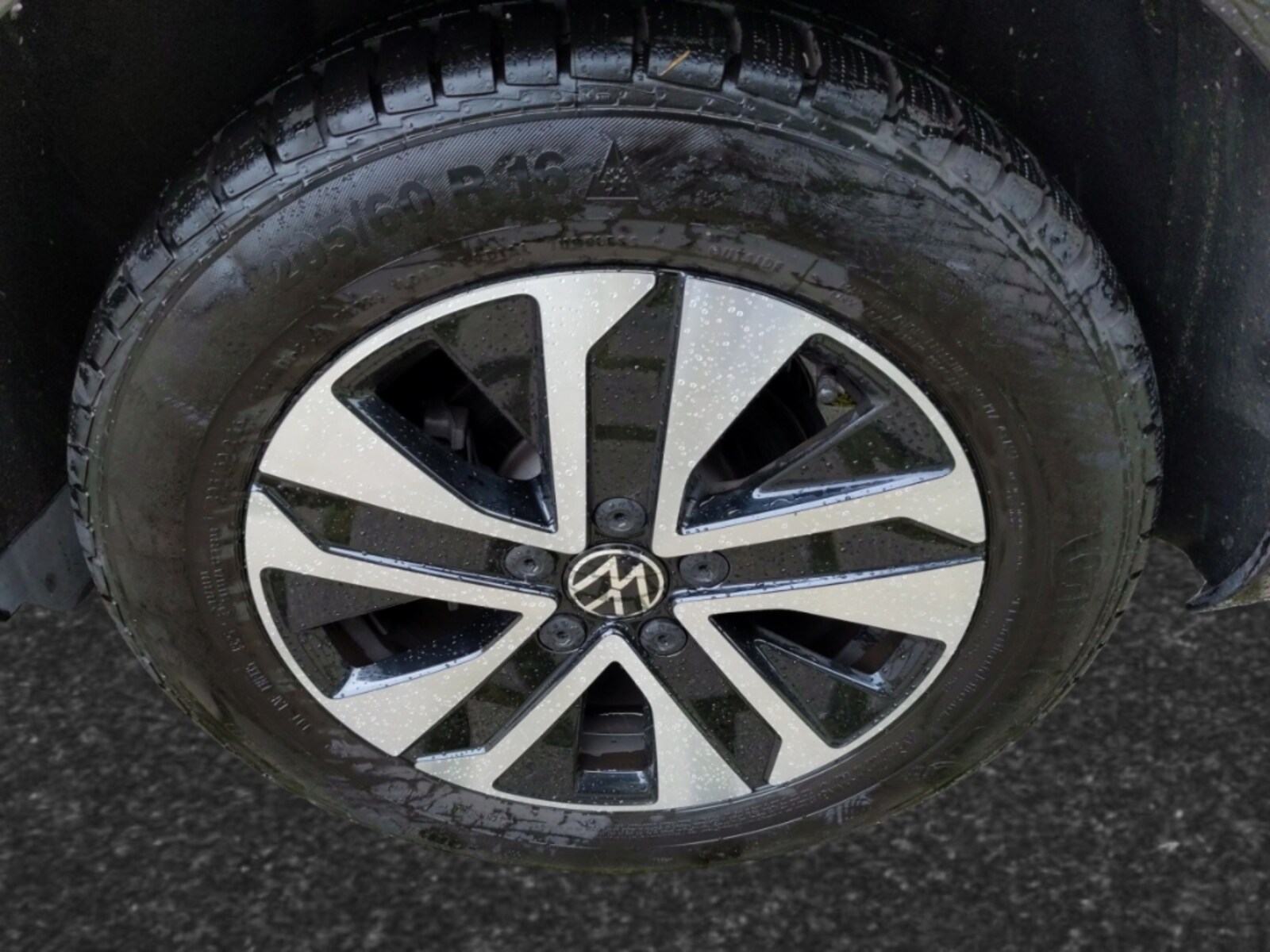 Volkswagen Touran – Bild 8