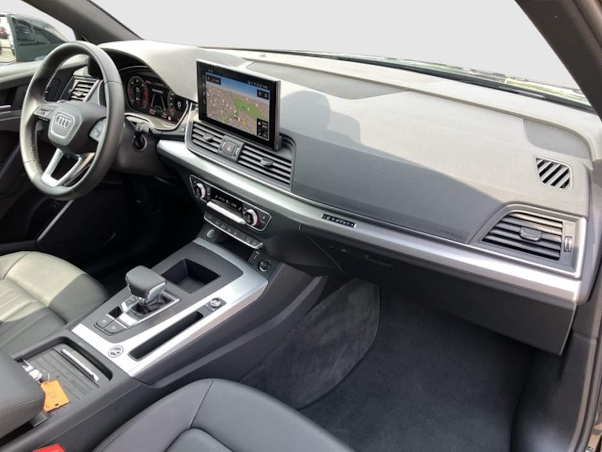 Audi Q5 Sportback S line