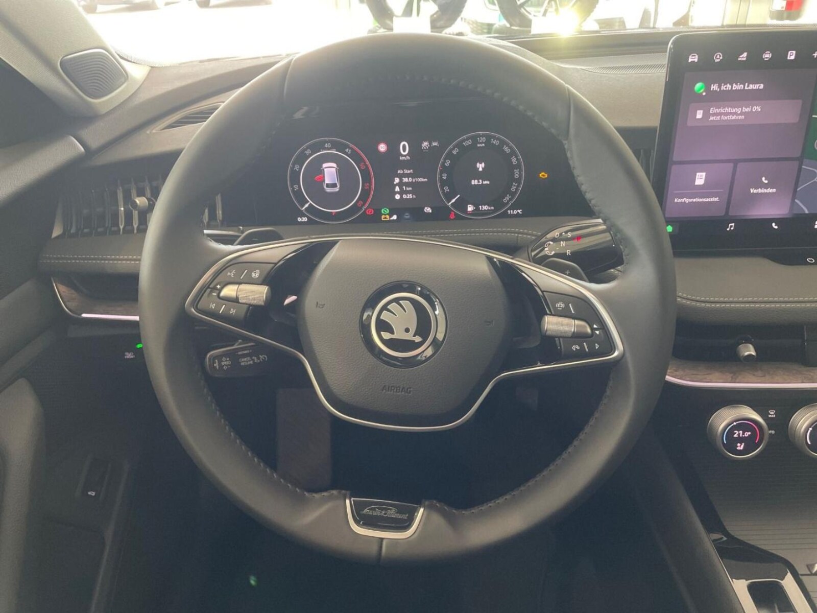 Škoda Superb Combi – Bild 11