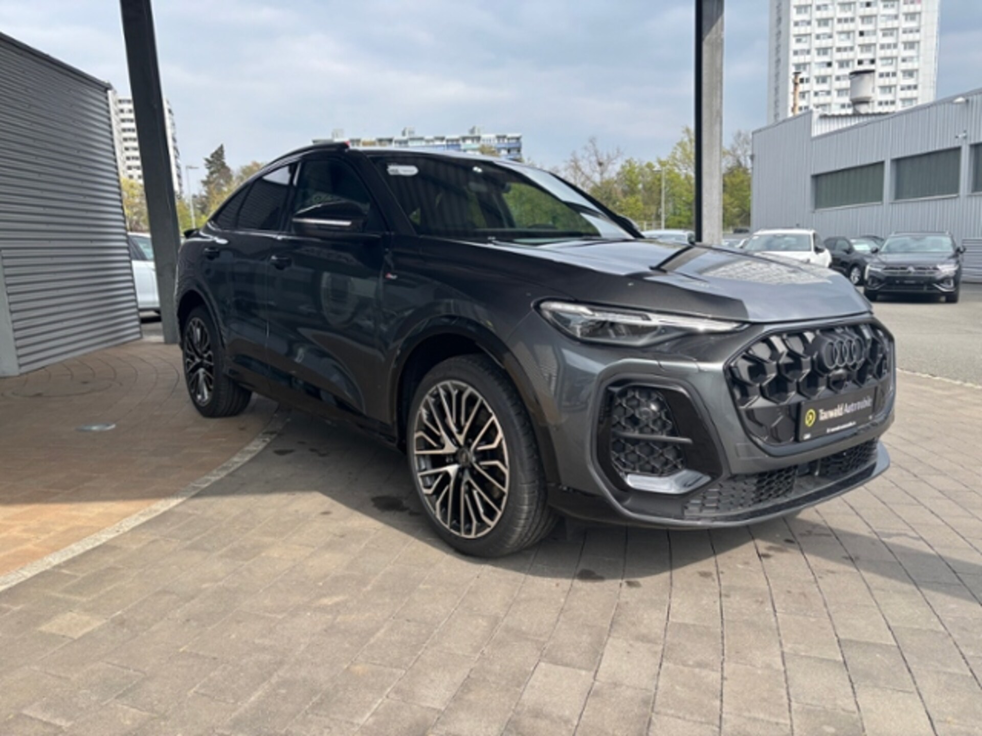 Audi Q5 Sportback edition one