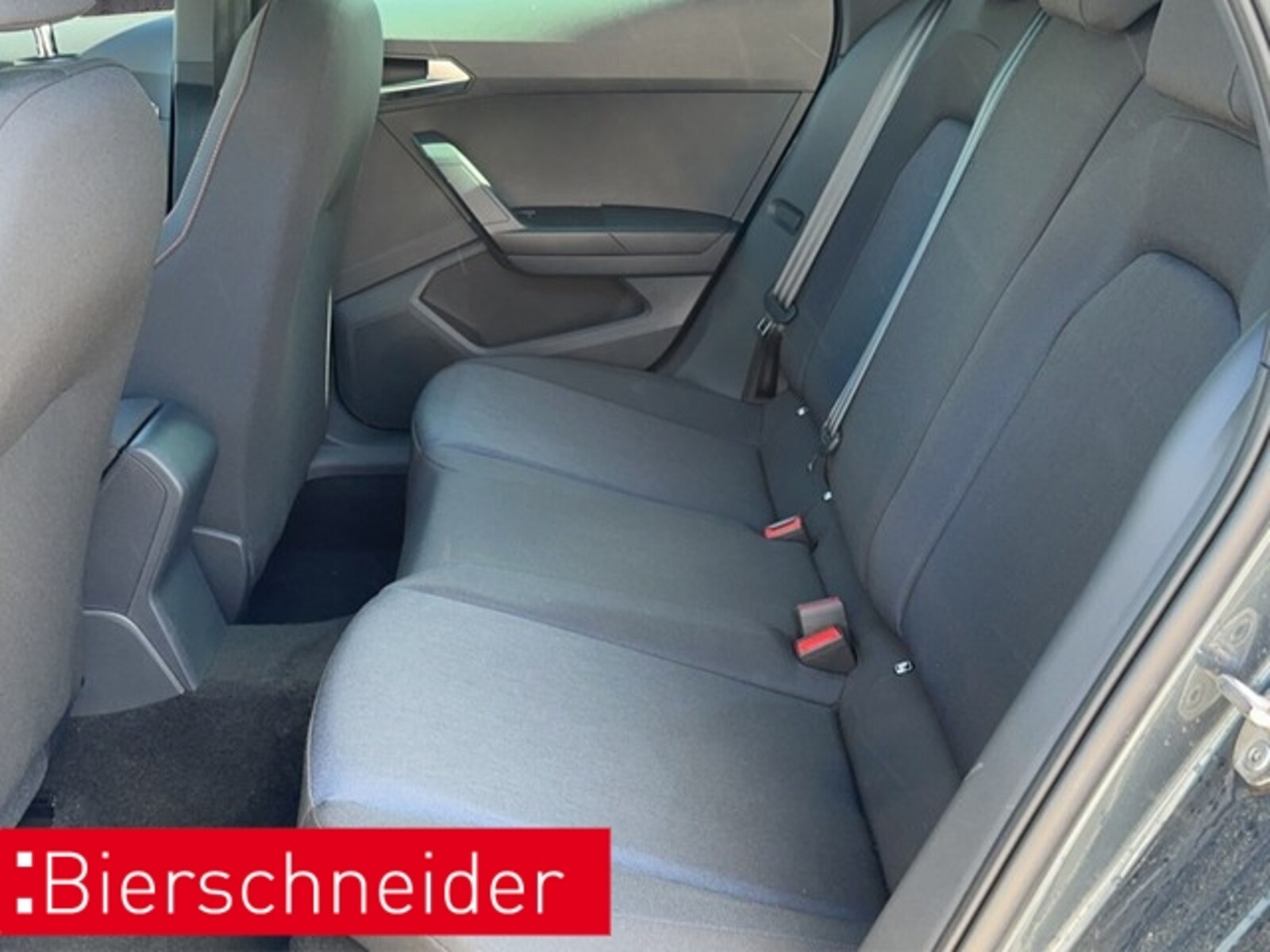 SEAT Arona – Bild 12