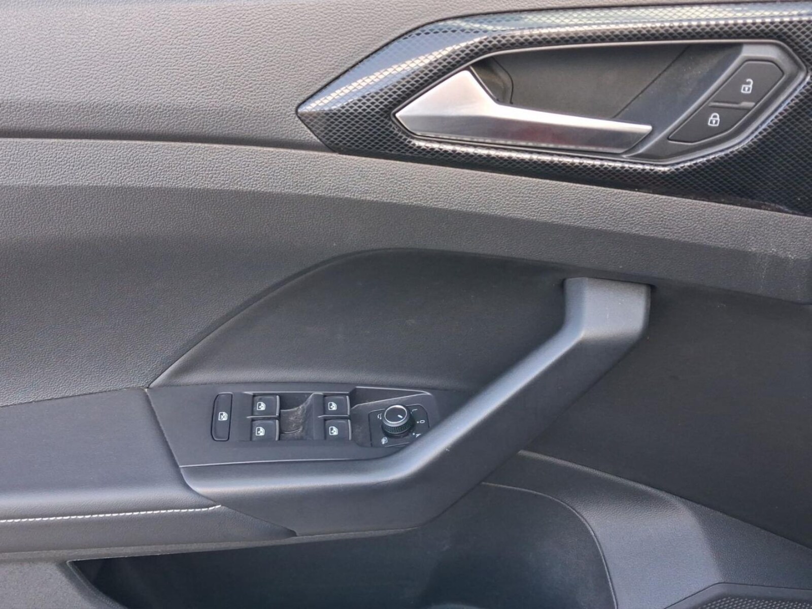 Volkswagen T-Cross – Bild 12