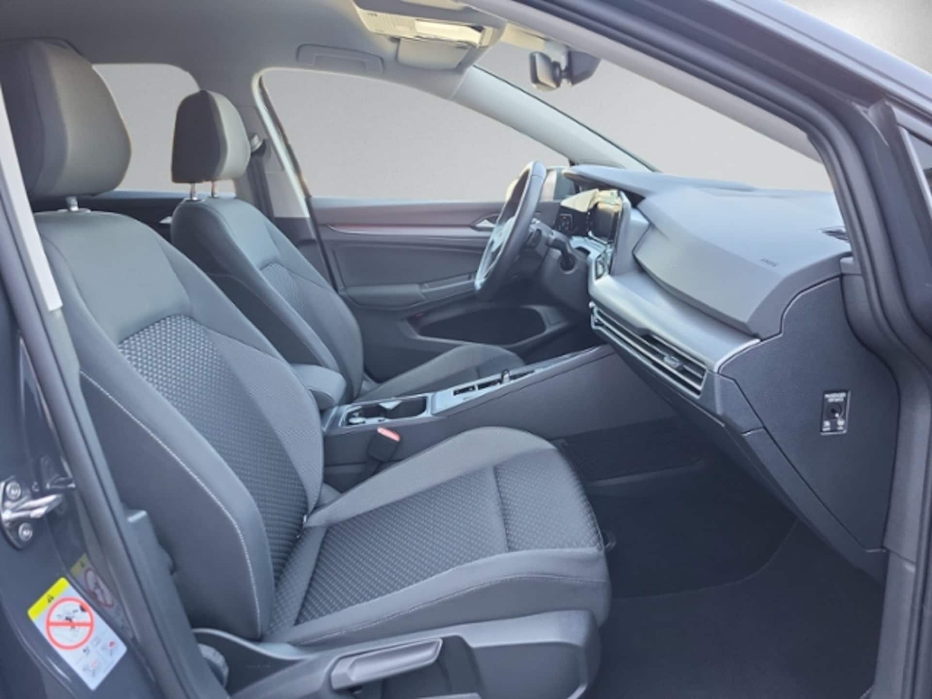 Volkswagen Golf Active