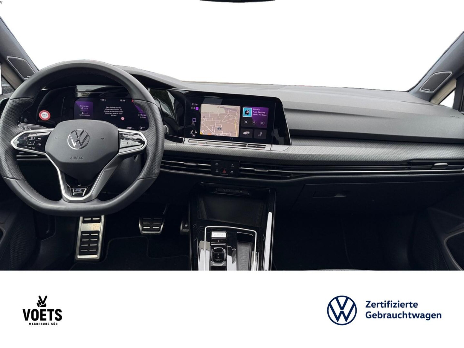 Volkswagen Golf R-Line