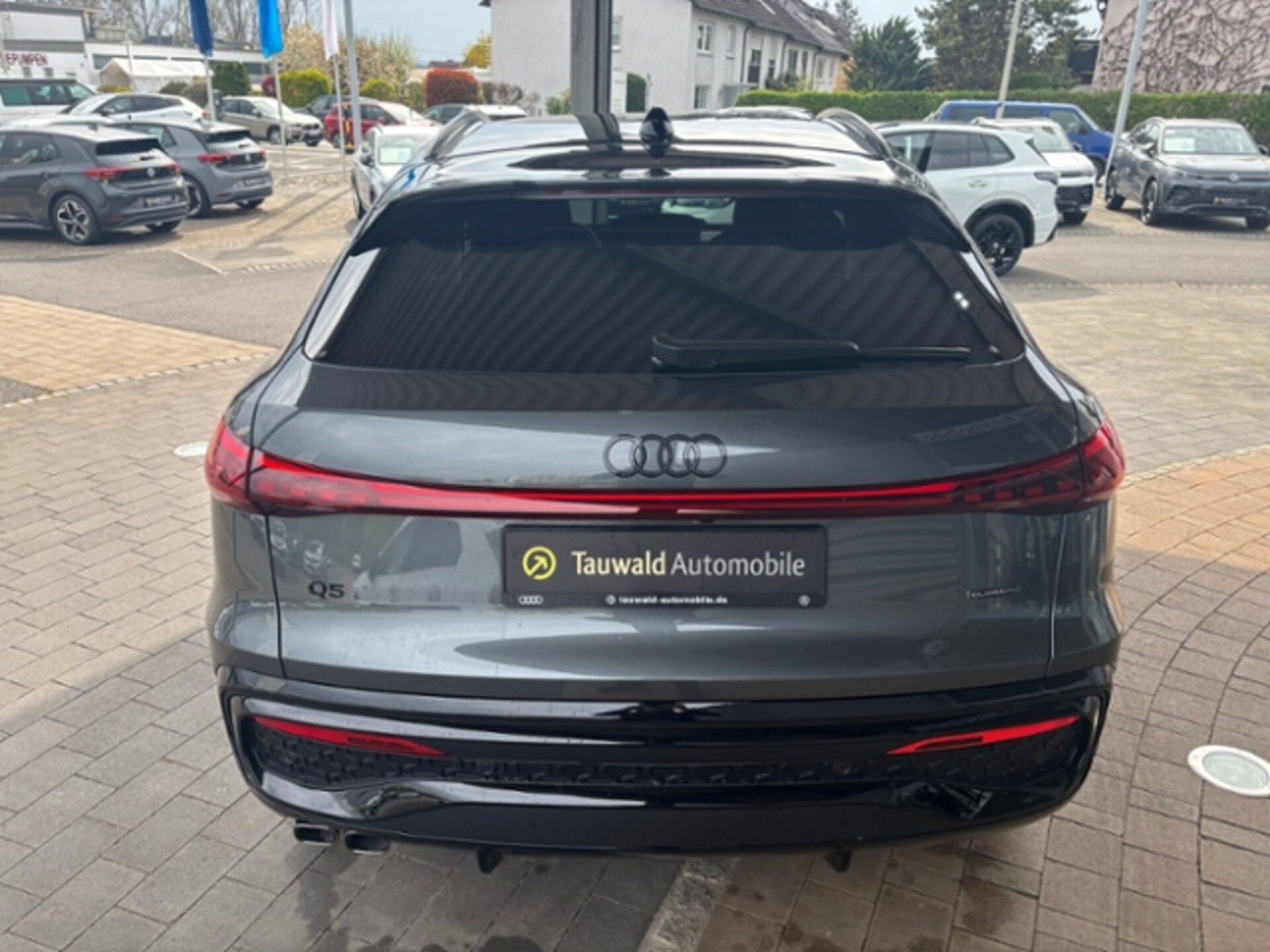 Audi Q5 Sportback edition one