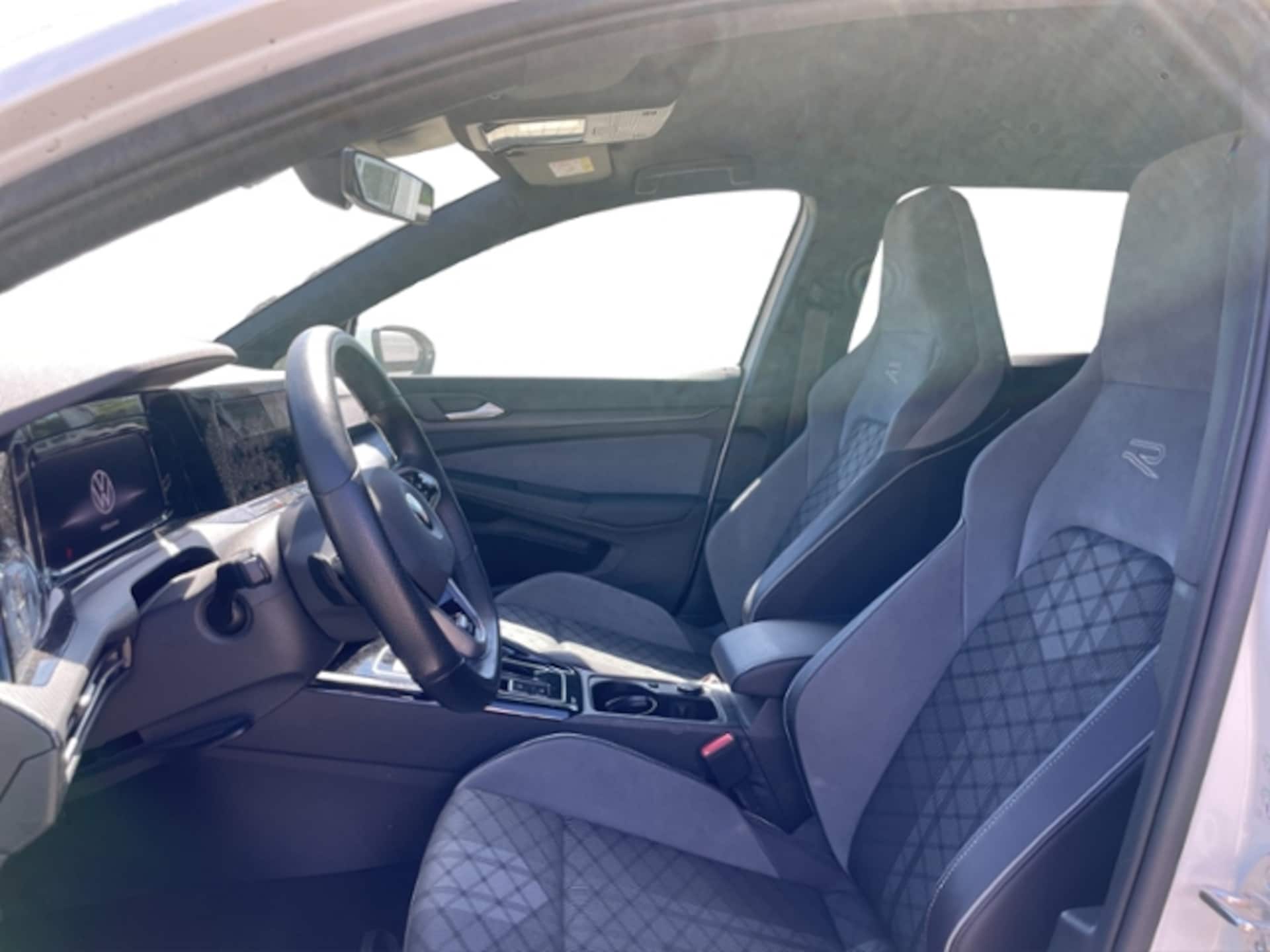 Volkswagen Golf Variant R-Line