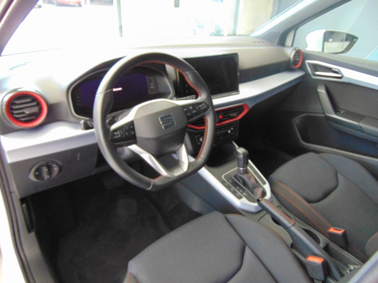 SEAT Arona – Bild 8
