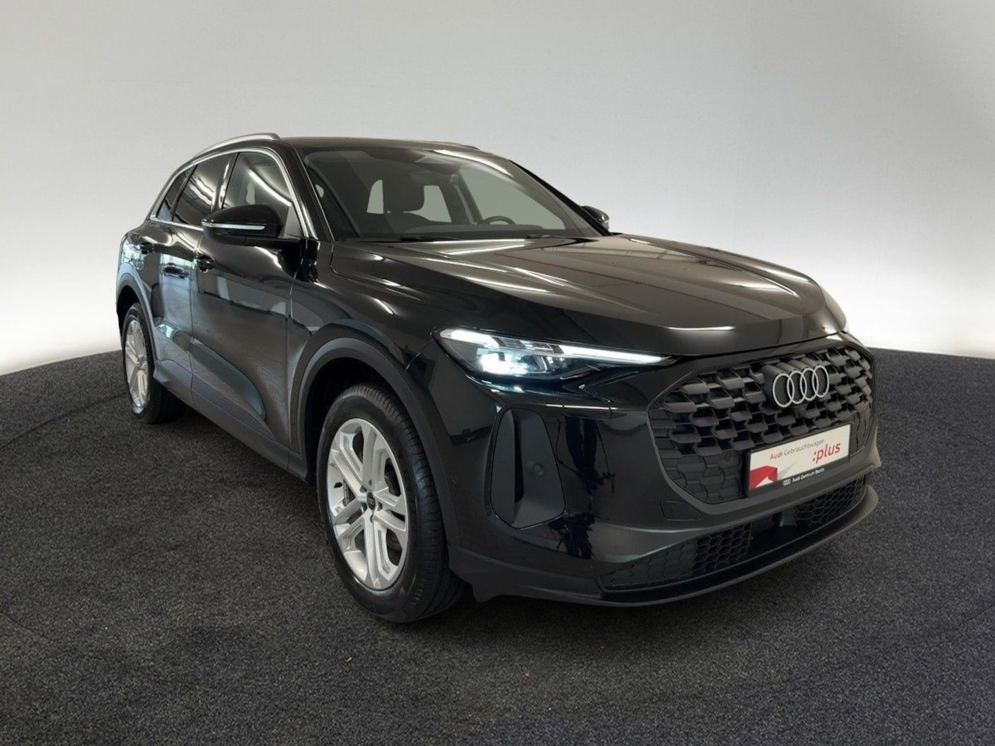 Bild über Audi Q5 SUV TFSI 150 kW S tronic - für weitere Informationen kontaktieren Sie den Audi Partner