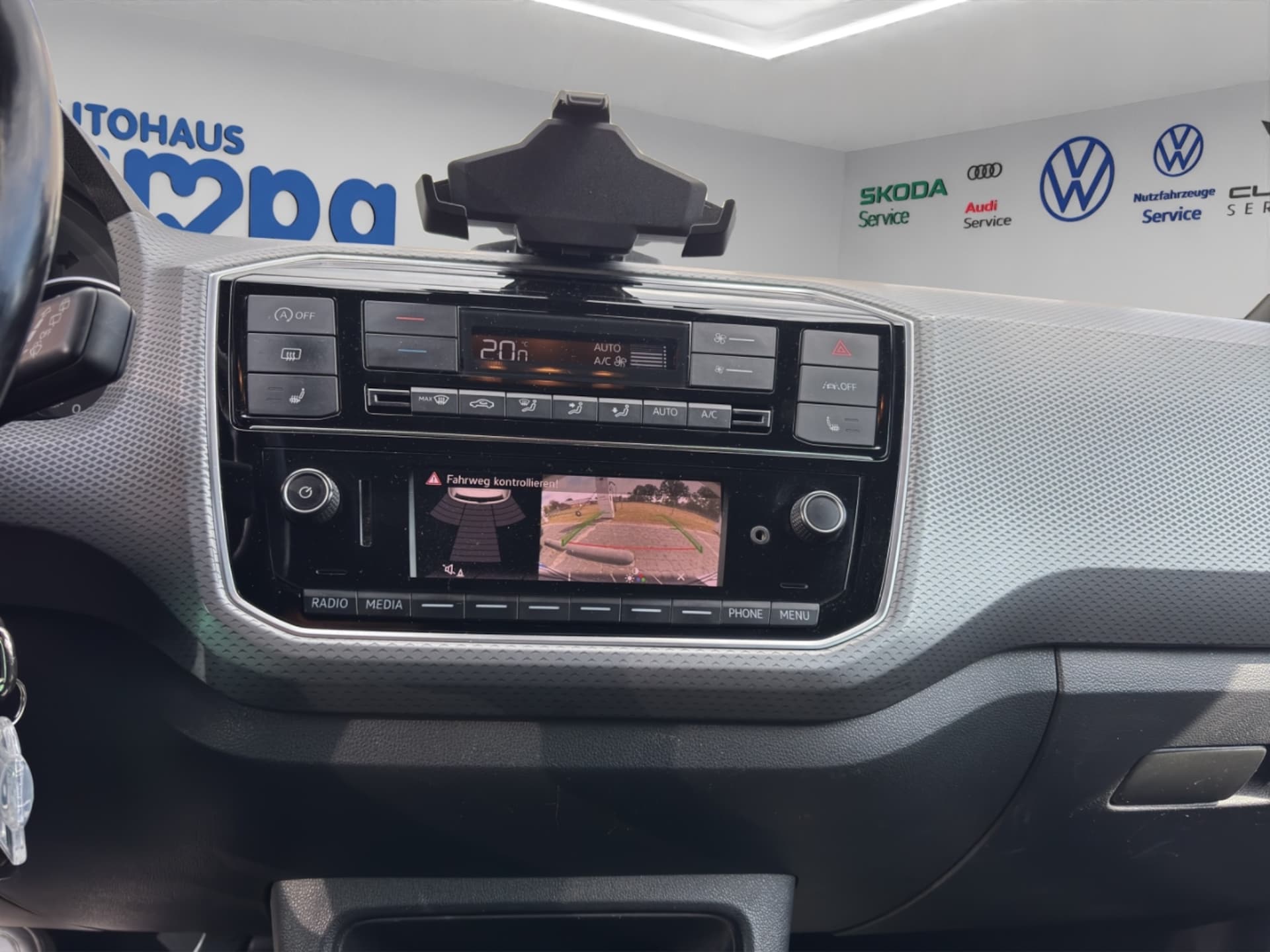Volkswagen up! ACTIVE