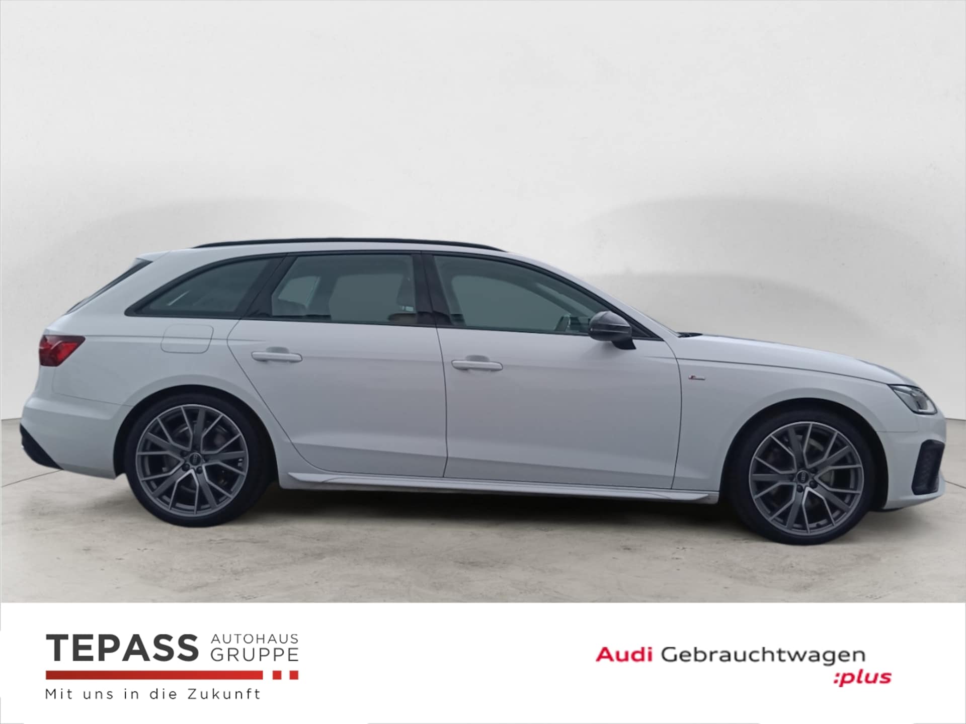 Audi A4 Avant S line