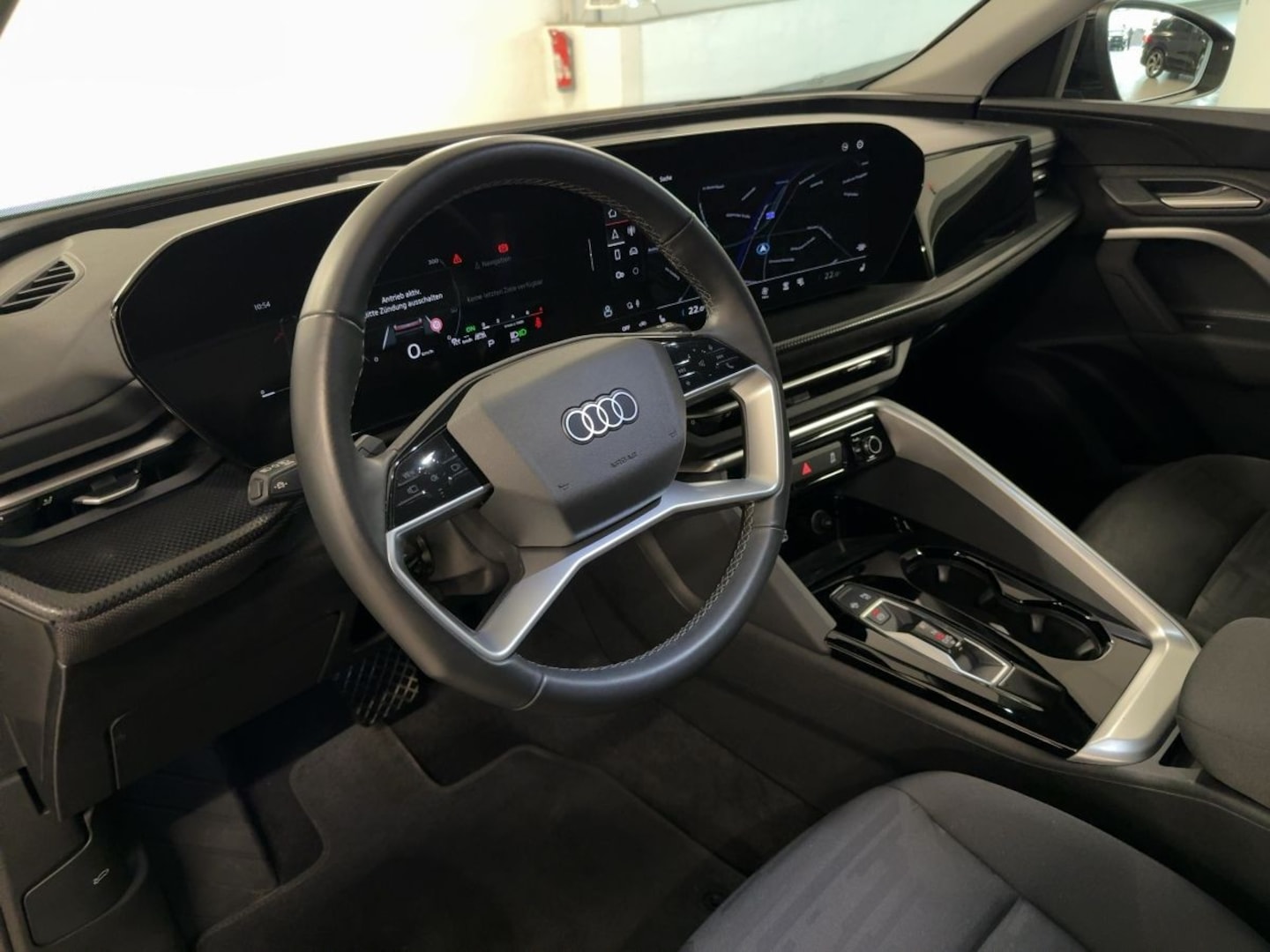 Bild über Audi Q5 SUV TFSI 150 kW S tronic - für weitere Informationen kontaktieren Sie den Audi Partner