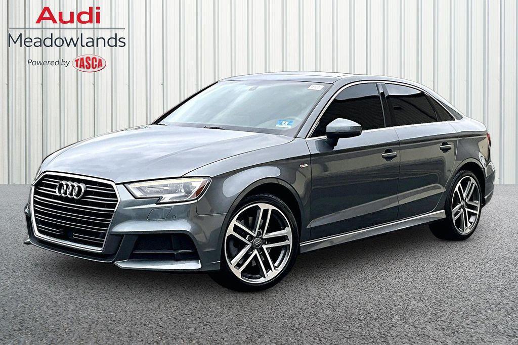 2017 Audi A3 2.0T FWD S tronic Premium Plus's photo